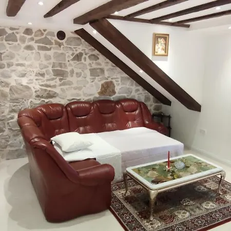 아파트 Tinka 마카르스카